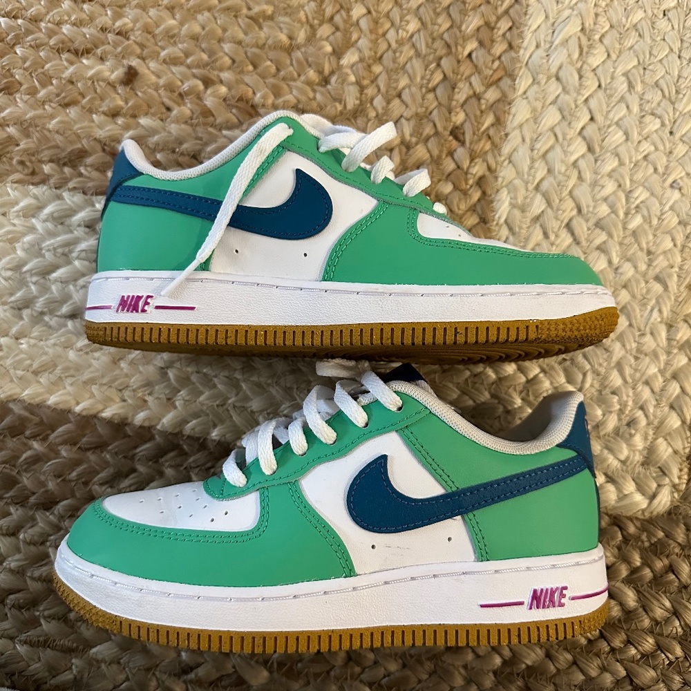Nike force 1 youth